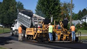 Best Concrete Driveway Installation  in Charleston, MS